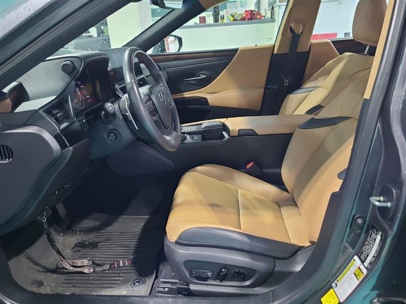 Used 2022 Lexus ES 350 w/ Premium Package FWD image 7