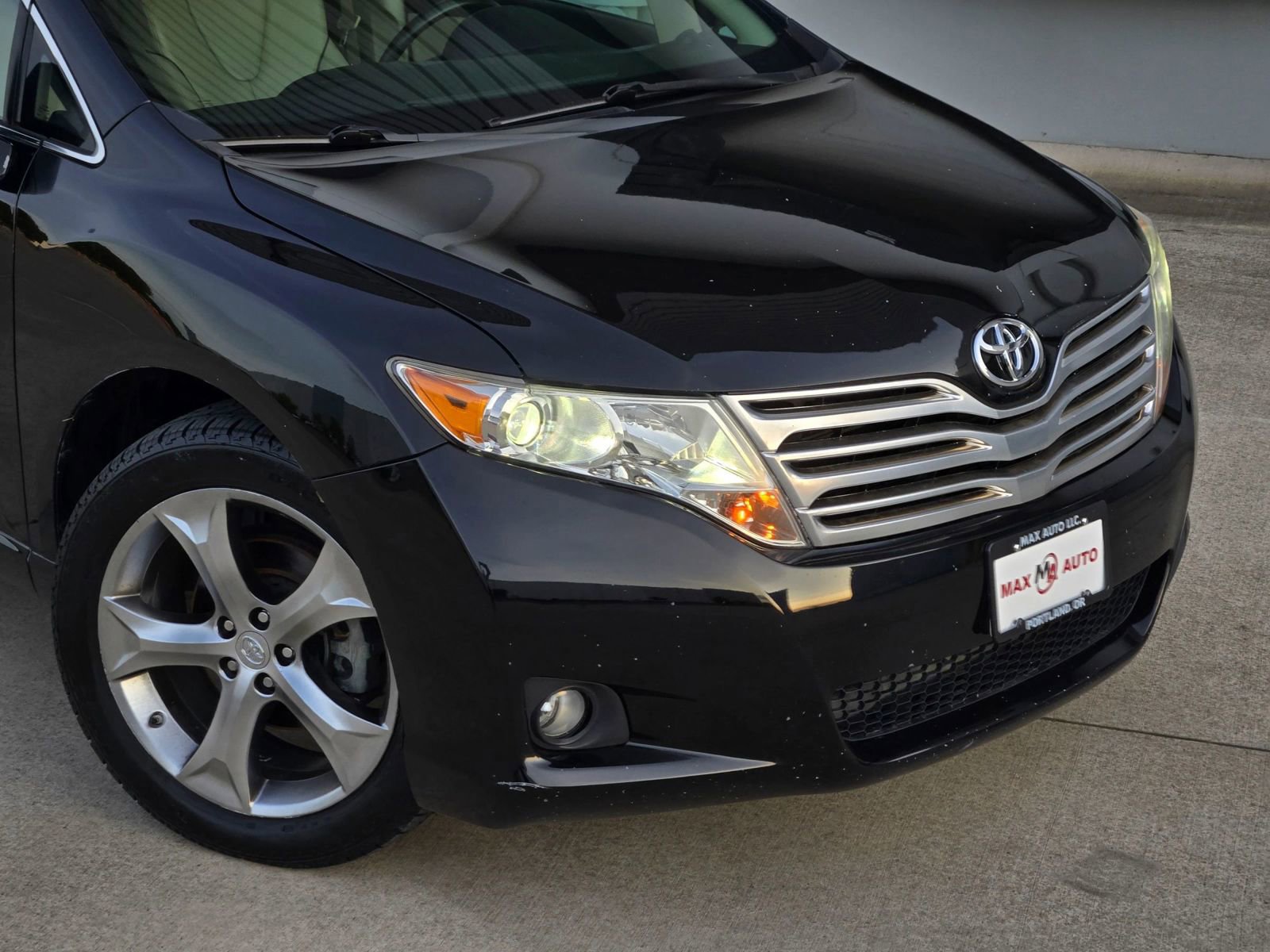 Used 2011 Toyota Venza AWD w/ Premium Pkg #2 image 41