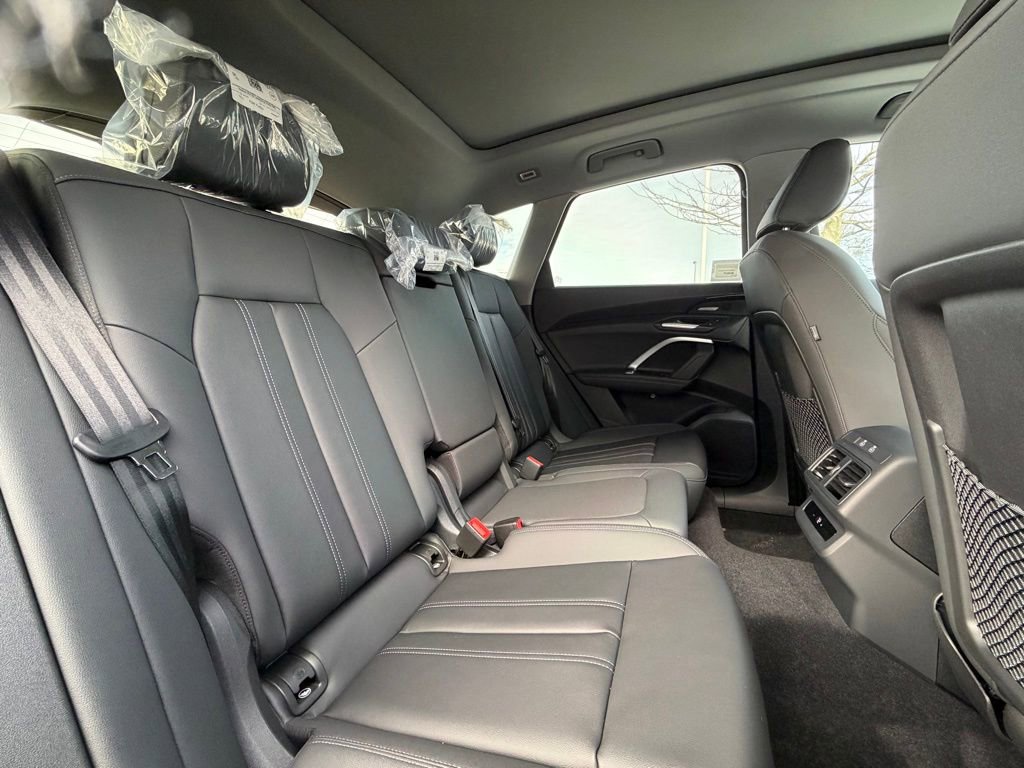 New 2025 Audi Q5 Premium Plus AWD/4WD image 37