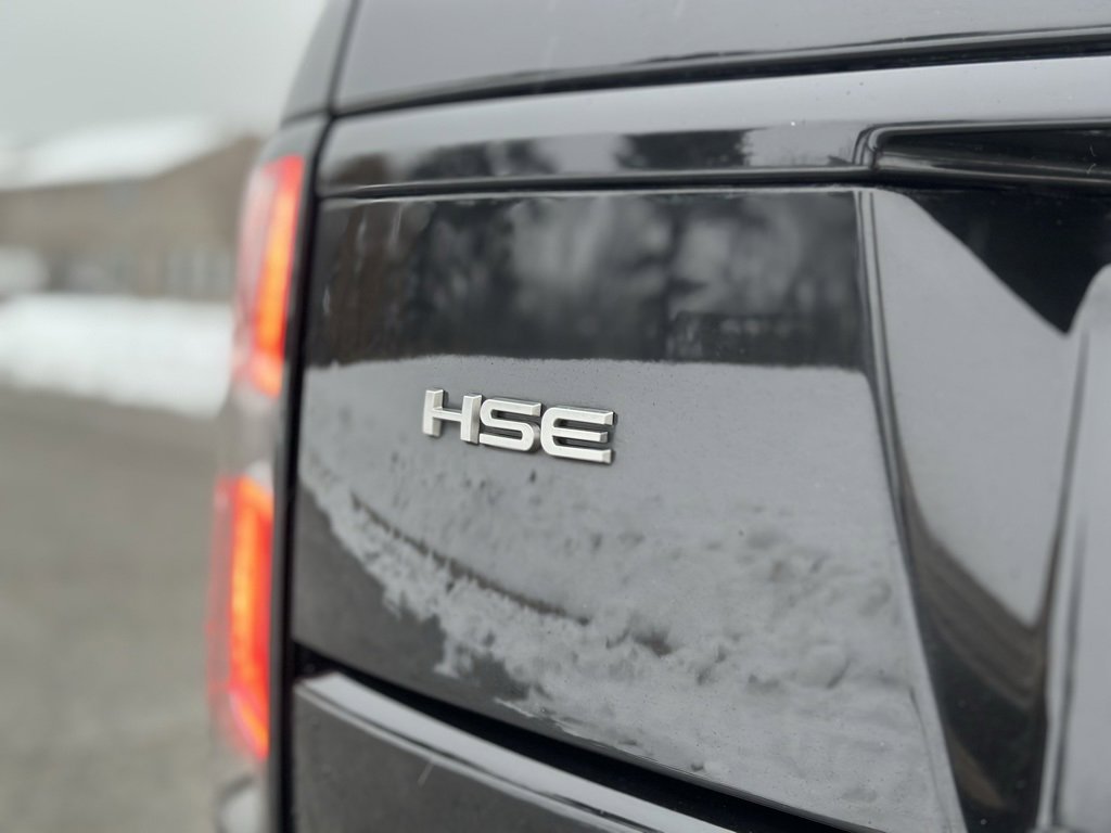 Used 2019 Land Rover Range Rover HSE image 13