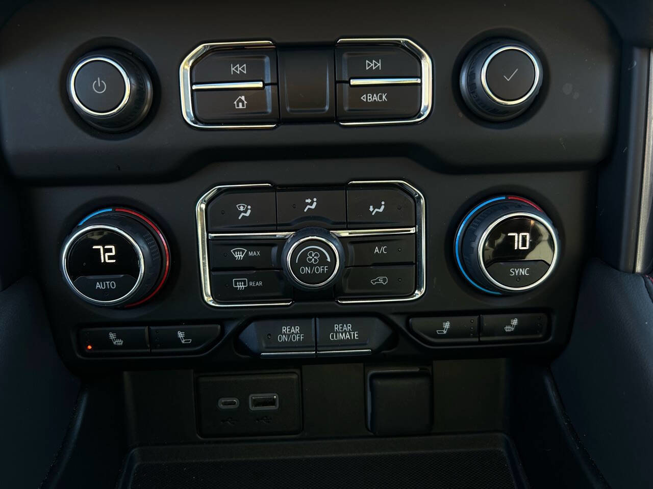 Used 2023 Chevrolet Tahoe RST image 32