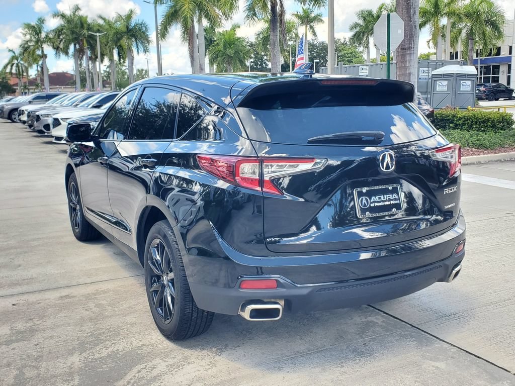 Used 2025 Acura RDX SH-AWD image 5
