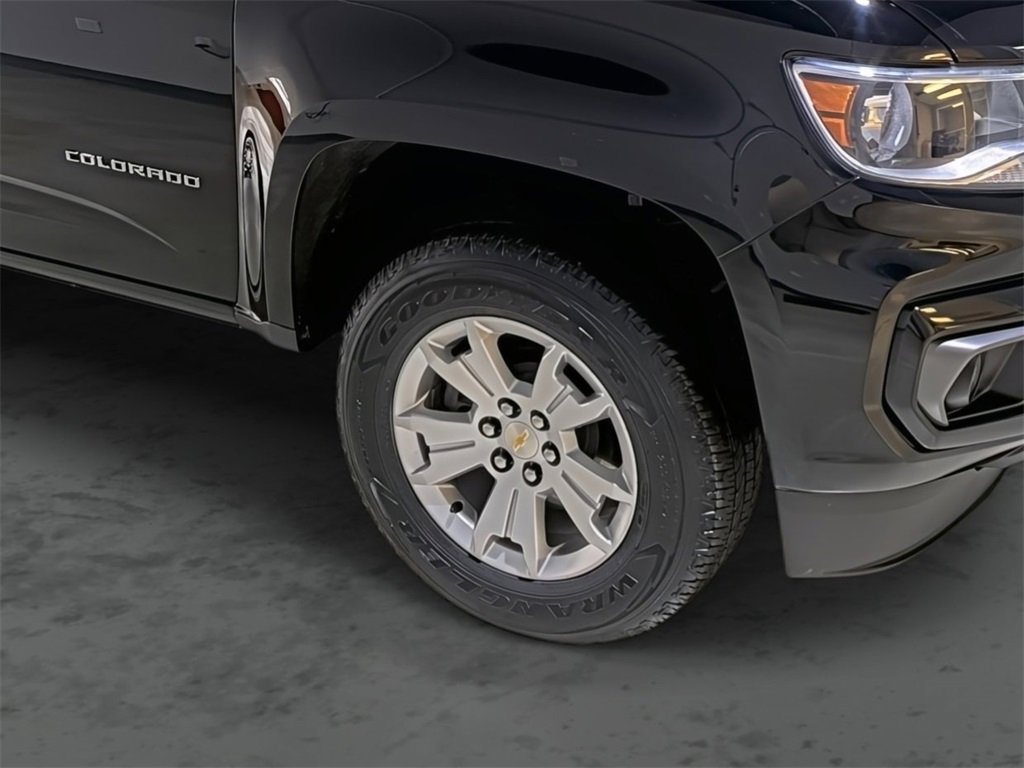 Used 2022 Chevrolet Colorado LT w/ LT Convenience Package image 14