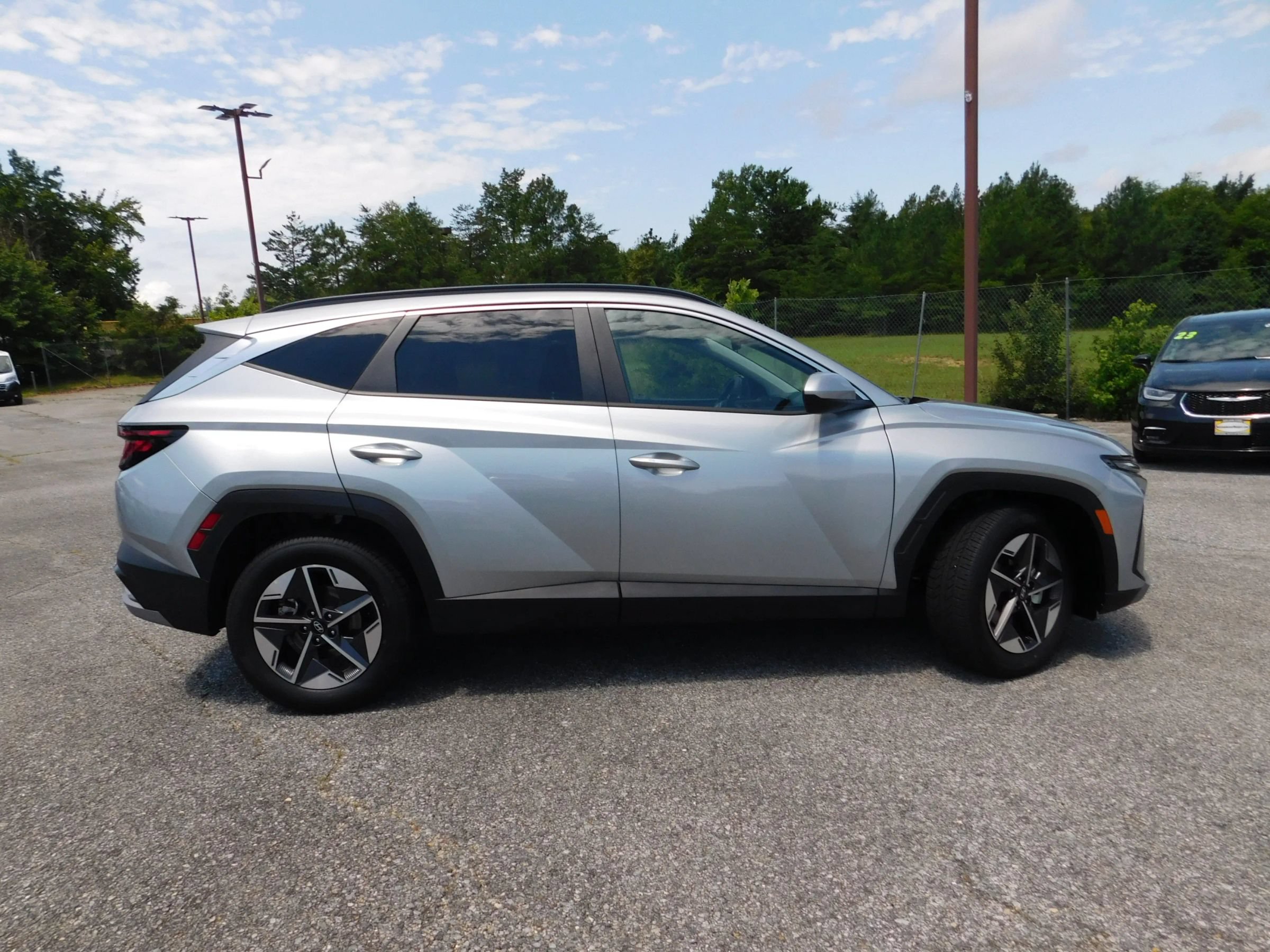Used 2025 Hyundai Tucson SEL FWD image 4