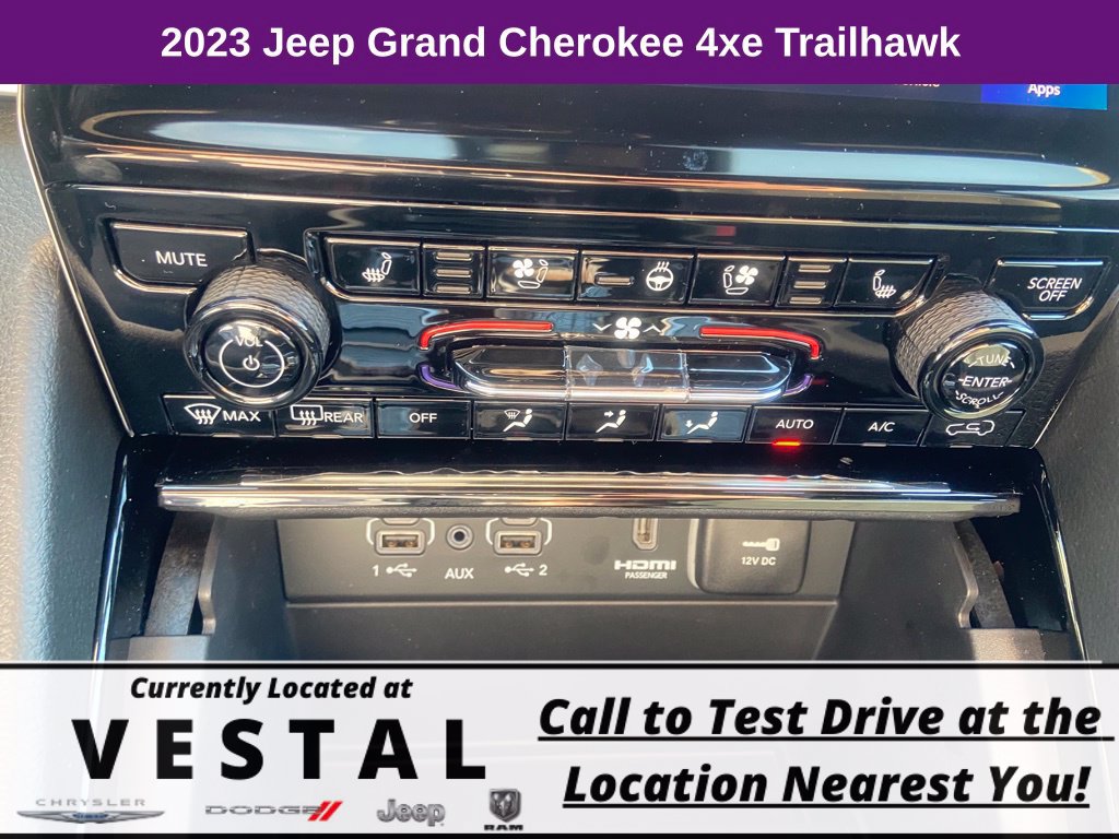 New 2023 Jeep Grand Cherokee Trailhawk AWD/4WD image 33