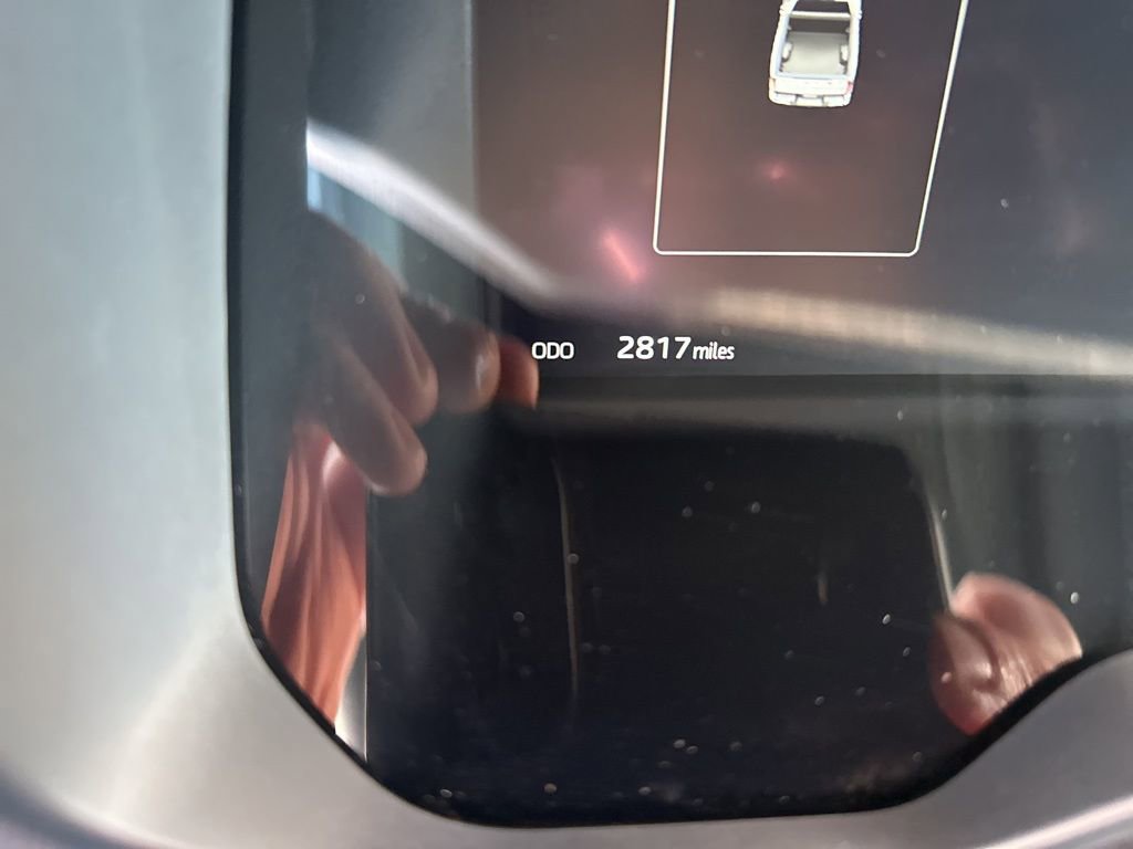 Used 2025 Toyota Tundra Limited image 6