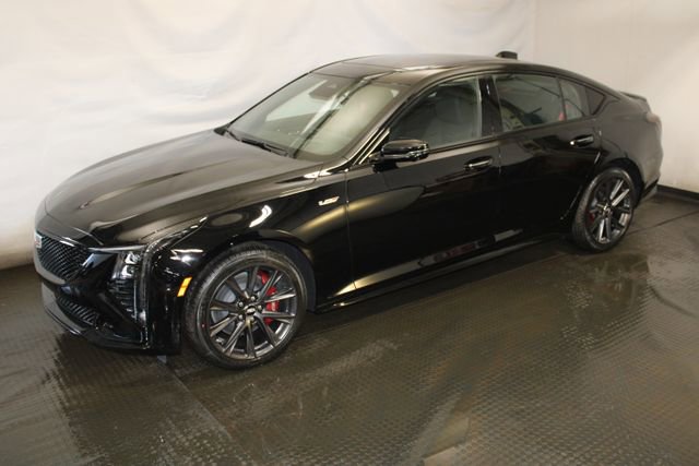 New 2026 Cadillac CT5 V image 2