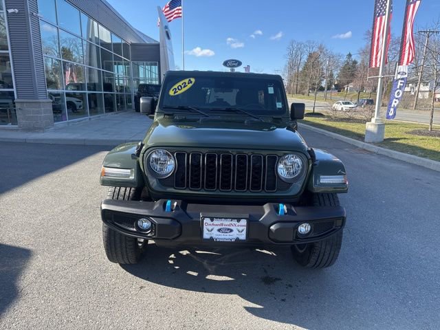 Used 2024 Jeep Wrangler Unlimited w/ Convenience Group image 3