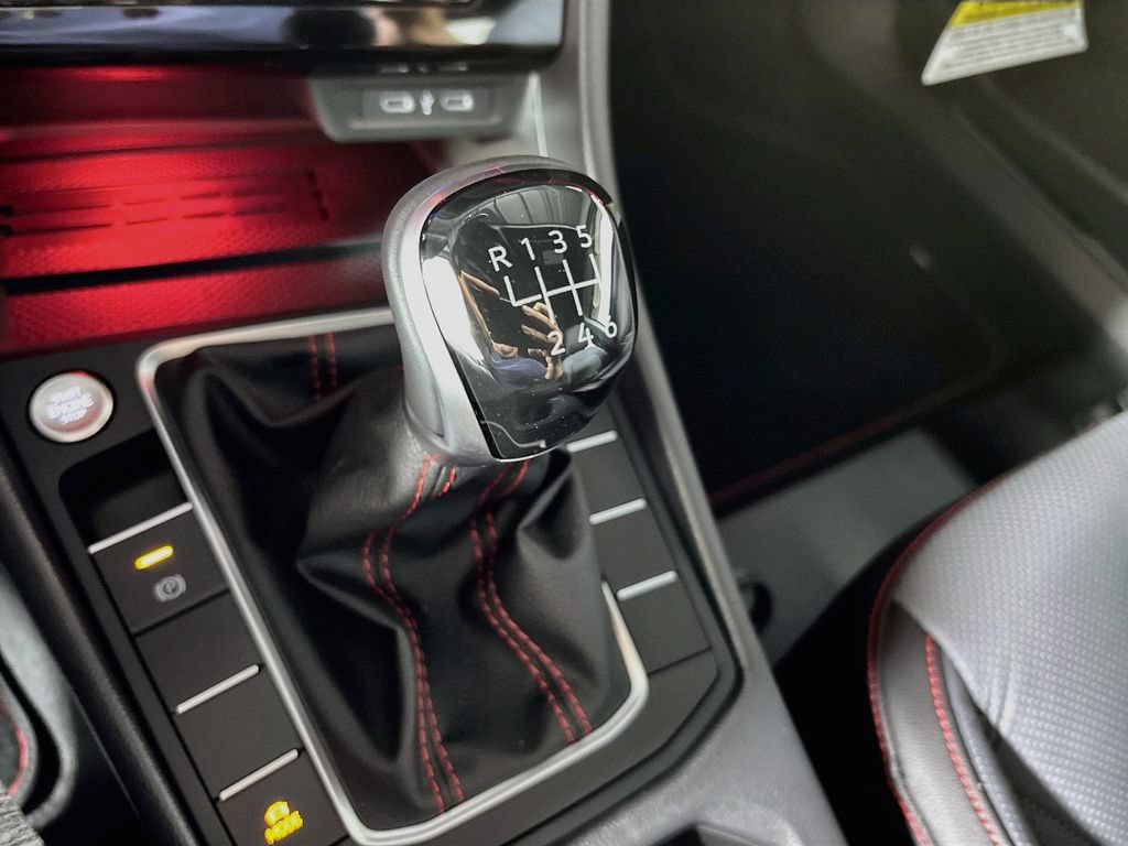New 2026 Volkswagen Jetta GLI Autobahn FWD image 17