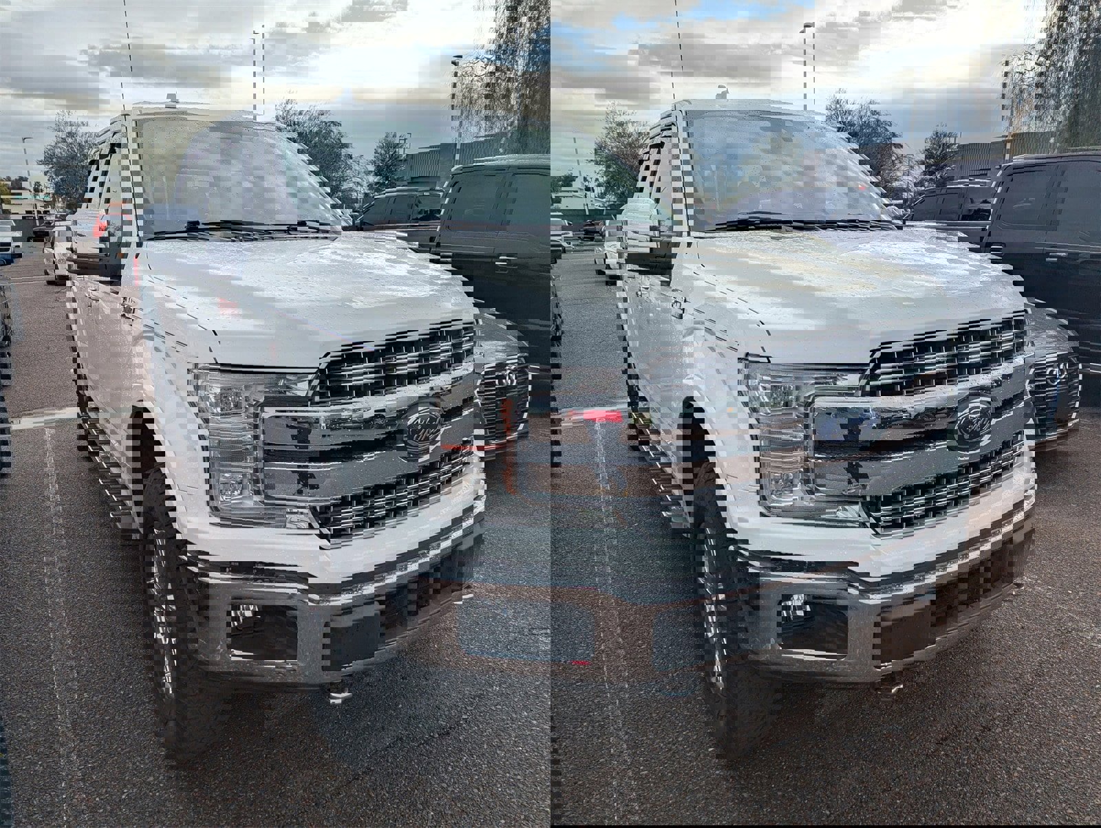 Used 2018 Ford F150 Lariat w/ Equipment Group 502A Luxury image 3