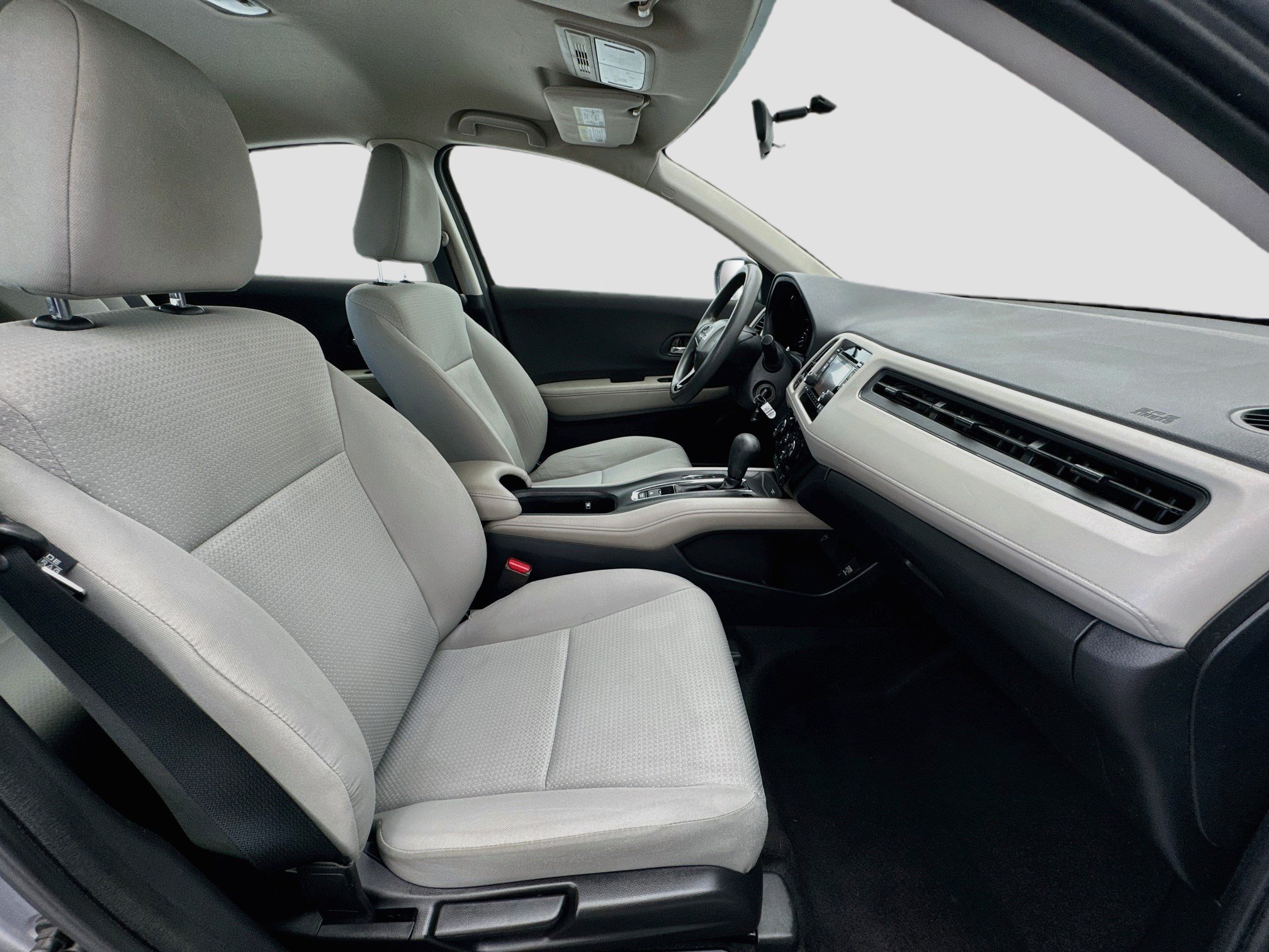 Used 2019 Honda HR-V LX image 18