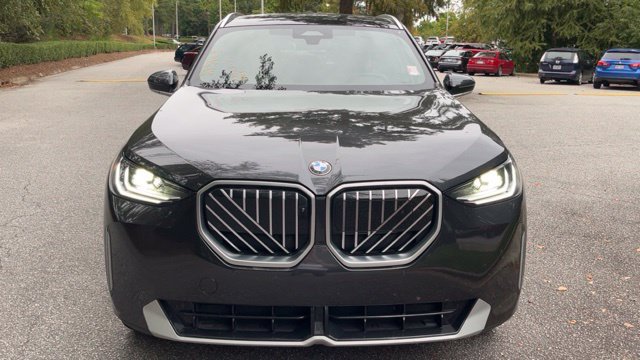 Used 2025 BMW X3 xDrive30i w/ Premium Package AWD/4WD image 3