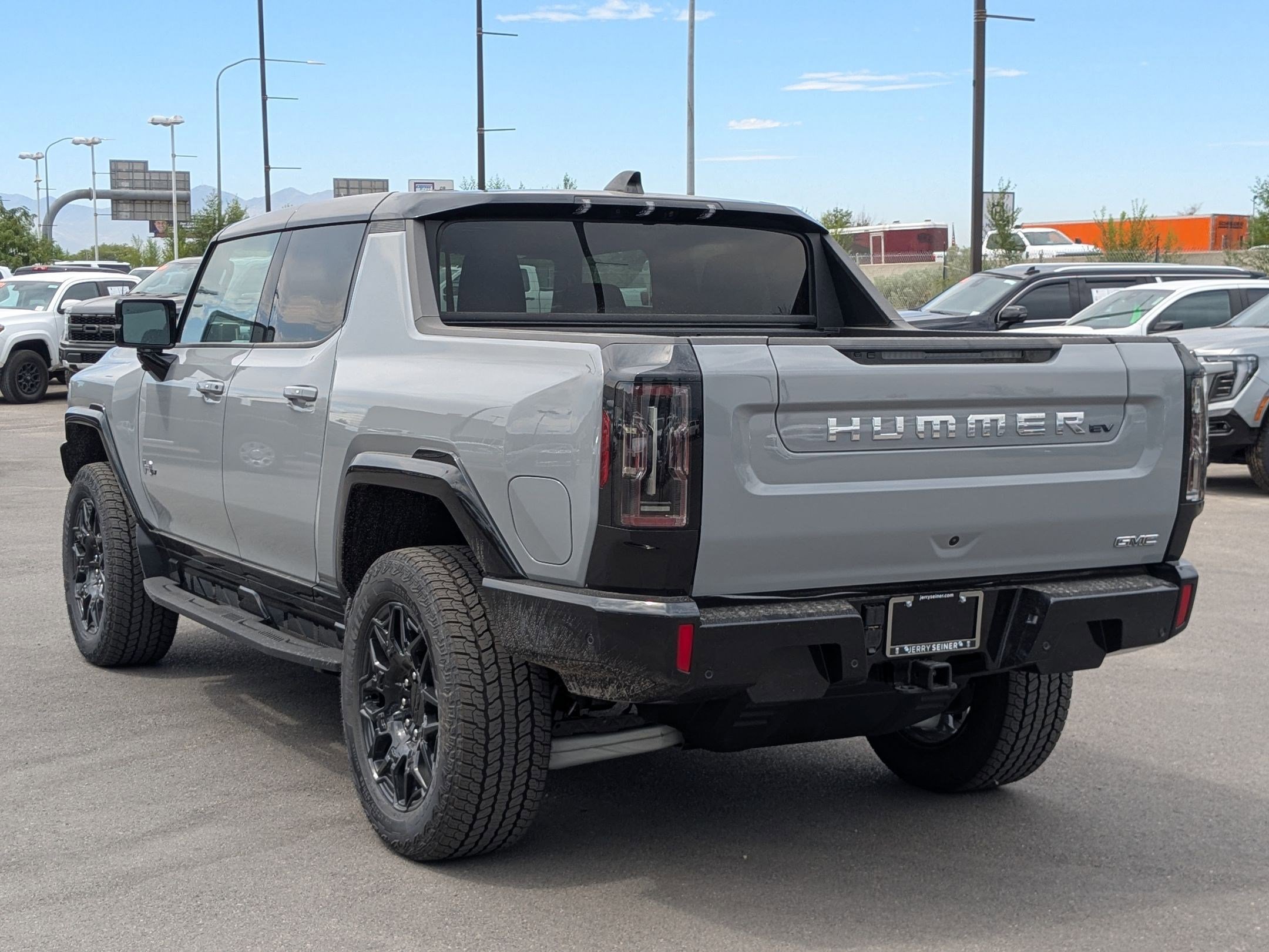 New 2025 GMC Hummer EV 2X image 3
