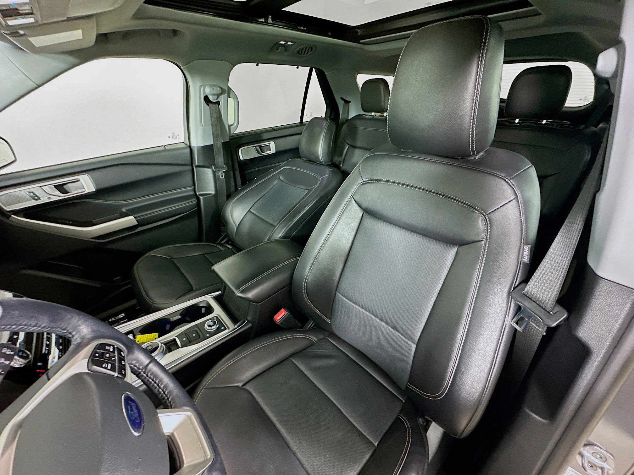 Used 2021 Ford Explorer Limited w/ Equipment Group 301A image 27