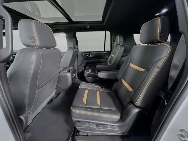 Used 2023 GMC Yukon XL AT4 w/ Technology Package AWD/4WD image 24
