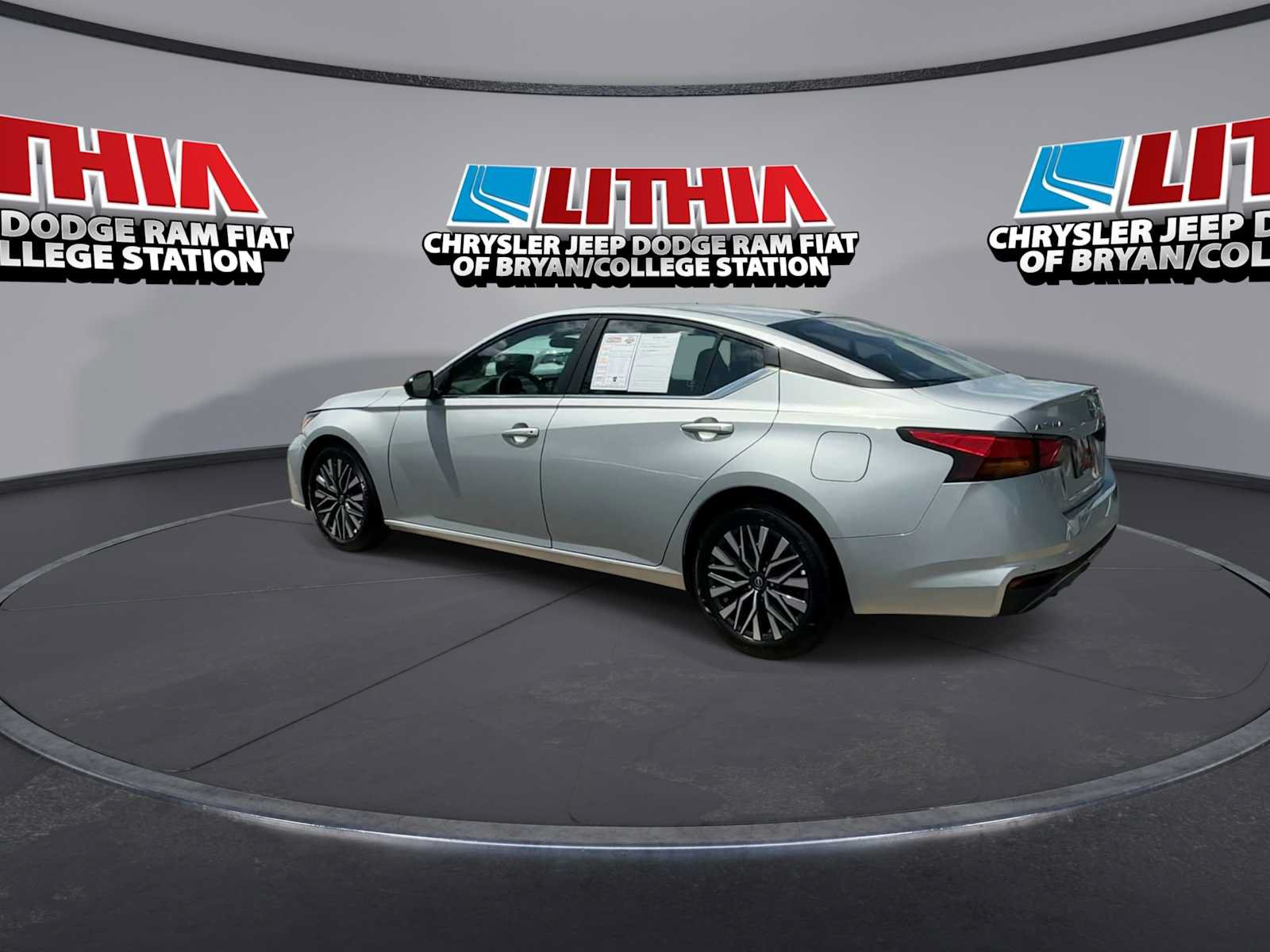 Used 2026 Nissan Altima 2.5 SV FWD image 6