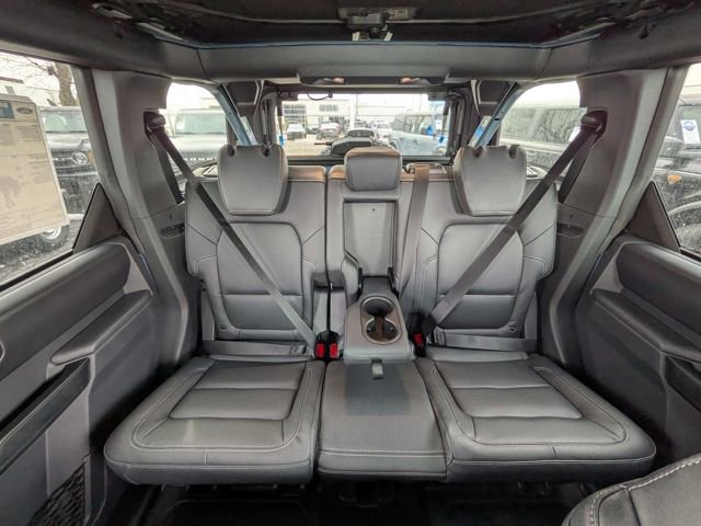 New 2025 Ford Bronco Badlands w/ Sasquatch Package AWD/4WD image 14