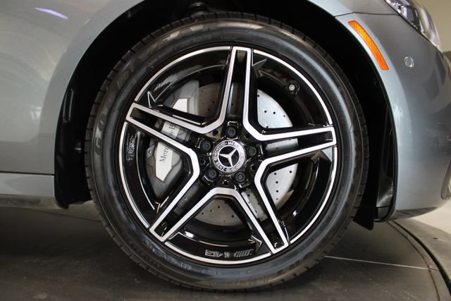 Used 2023 Mercedes-Benz E 450 4MATIC Sedan w/ Premium Package image 33