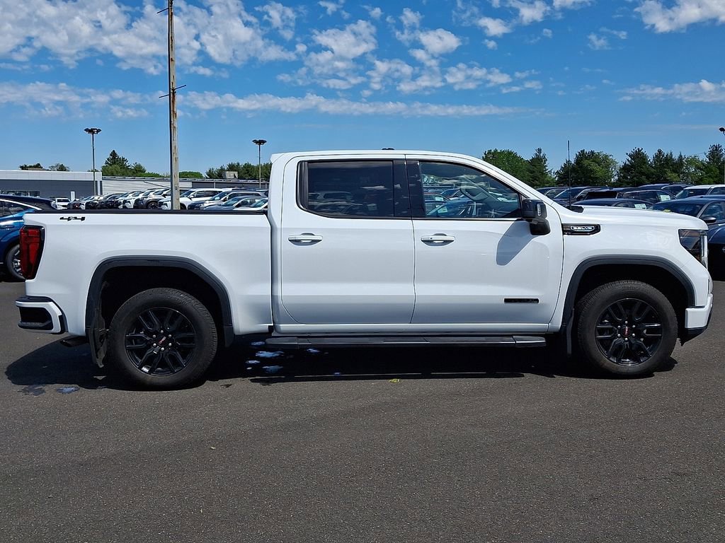 Used 2024 GMC Sierra 1500 Elevation w/ Elevation Premium Package AWD/4WD image 7