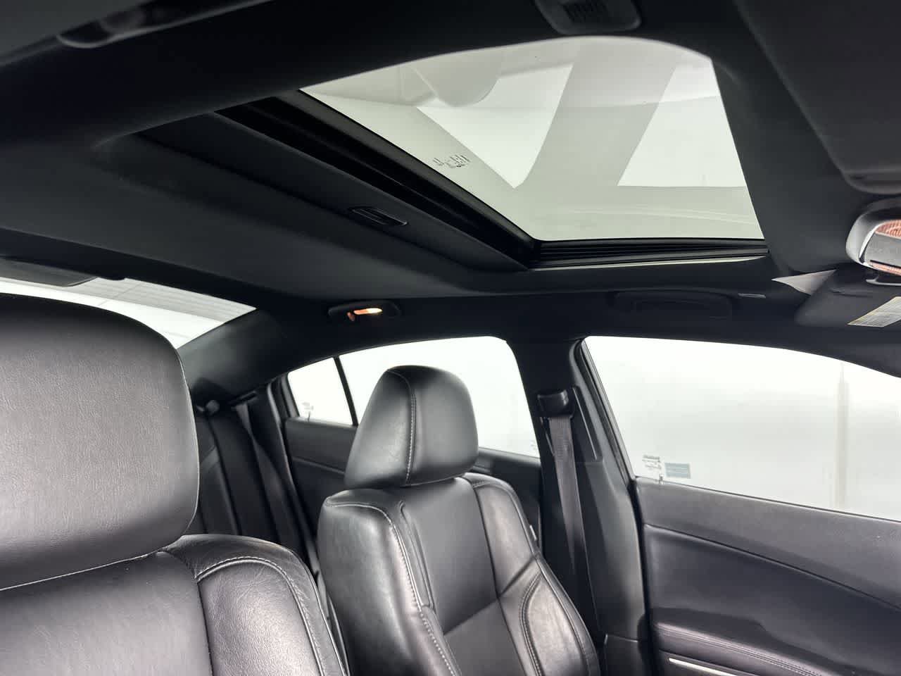 Used 2021 Dodge Charger SXT w/ Leather Interior Group RWD image 2