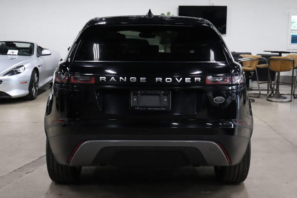Used 2020 Land Rover Range Rover Velar S image 4