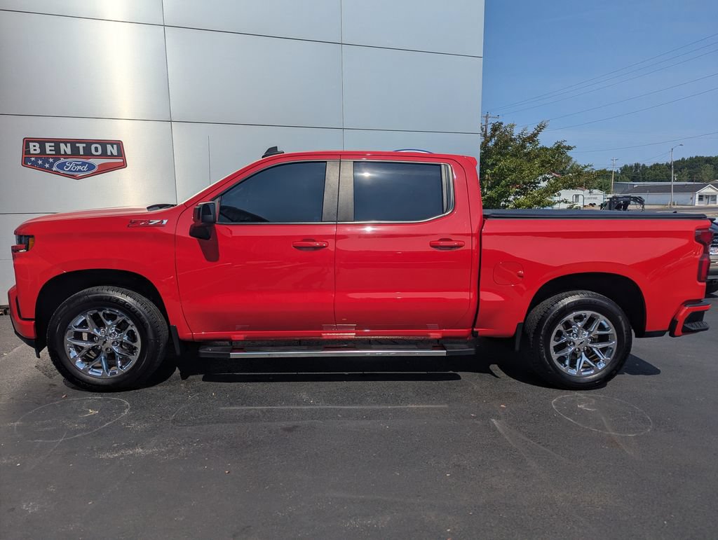Used 2019 Chevrolet Silverado 1500 RST AWD/4WD image 2