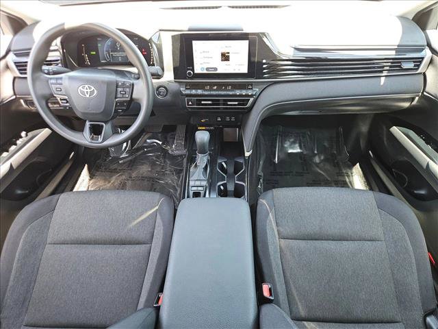 Used 2025 Toyota Camry LE FWD image 22
