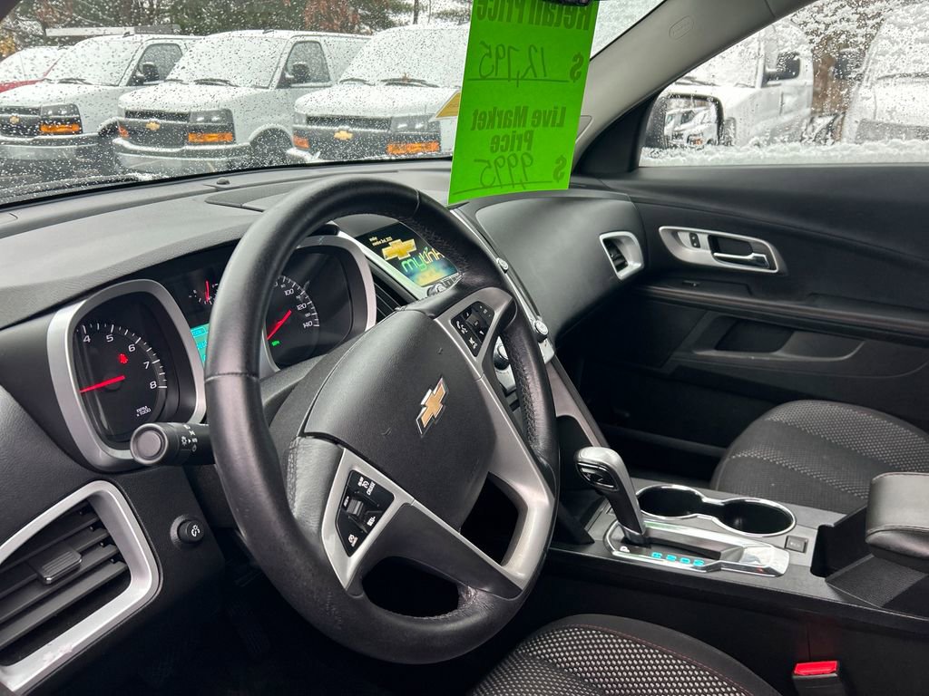 Used 2015 Chevrolet Equinox LT w/ Driver Convenience Package image 12