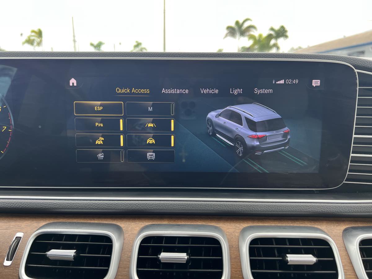 Used 2020 Mercedes-Benz GLE 450 4MATIC image 36