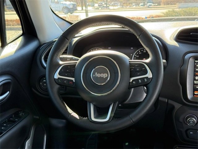 Used 2023 Jeep Renegade Limited image 12