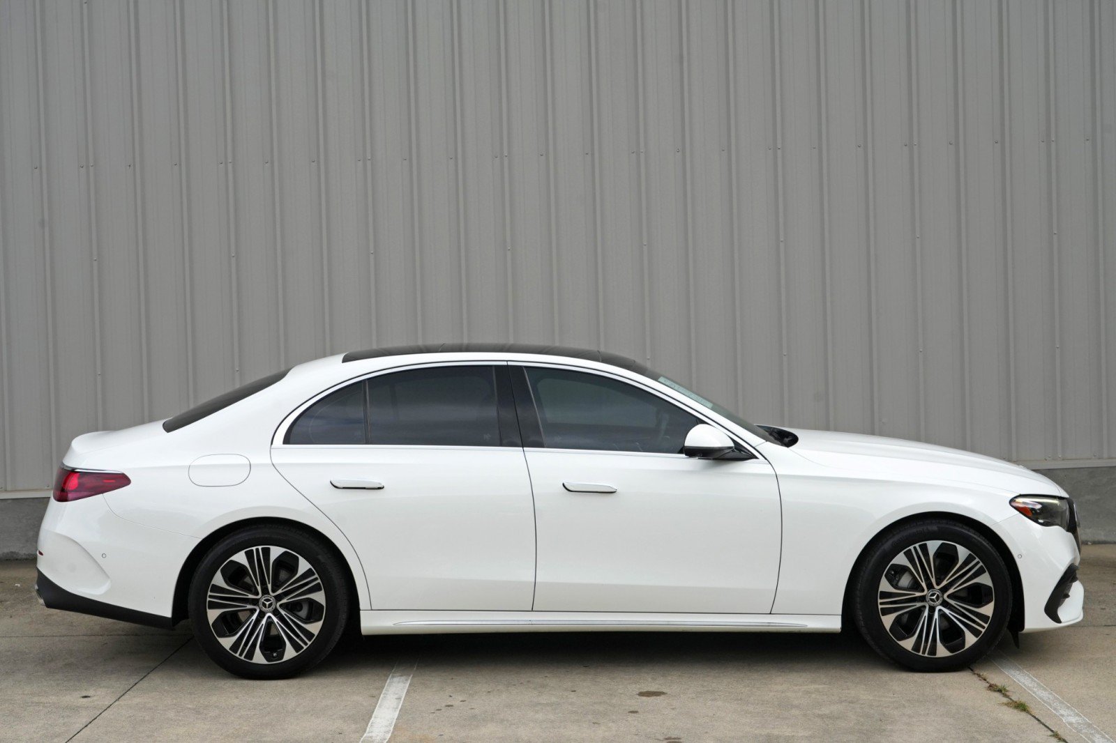 Used 2025 Mercedes-Benz E 350 Sedan w/ Winter Package image 53