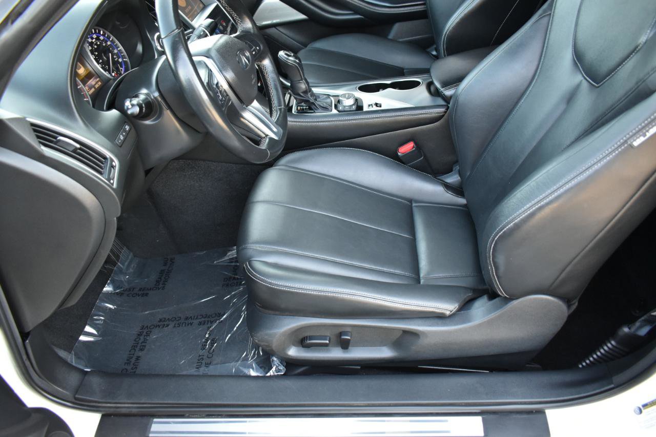 Used 2018 INFINITI Q60 3.0t Luxe w/ Cargo Package RWD image 26