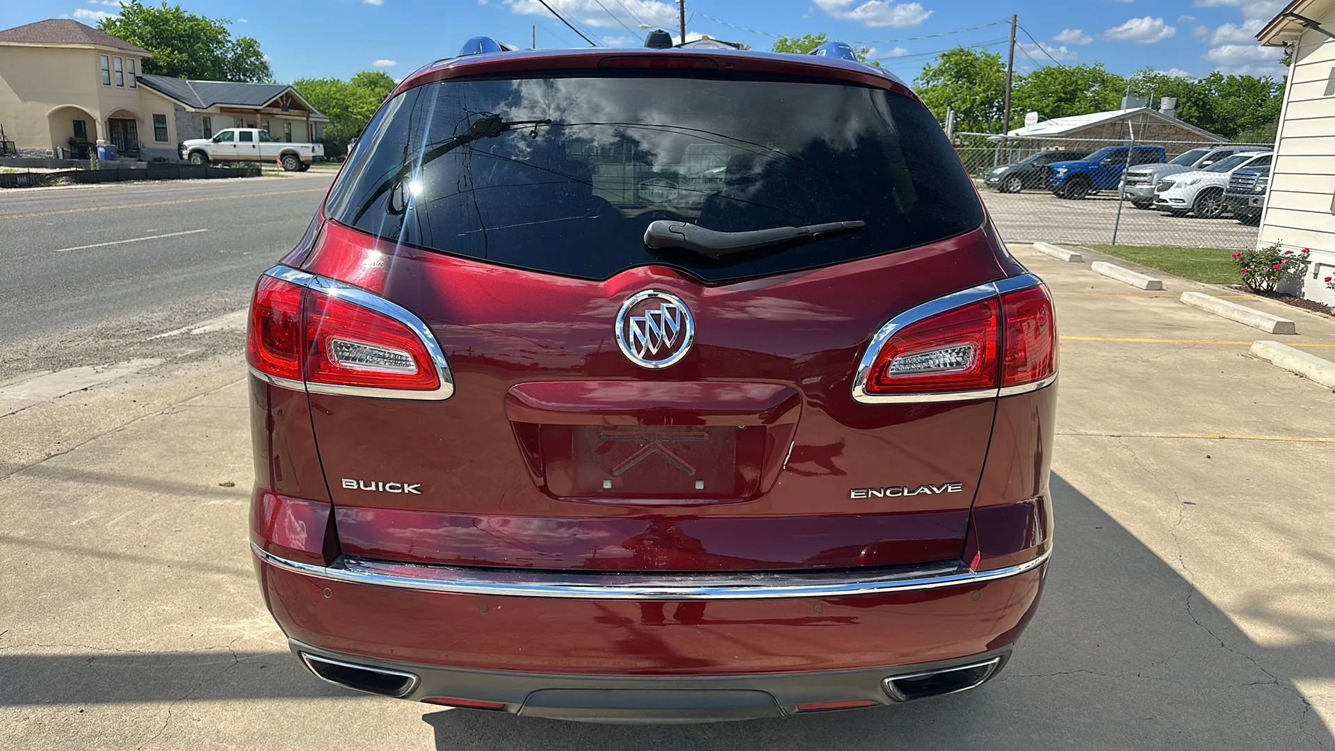 Used 2017 Buick Enclave Premium image 4