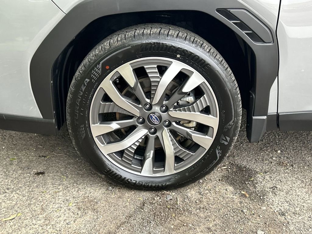 Certified 2025 Subaru Forester Touring w/ Touring Package AWD/4WD image 10