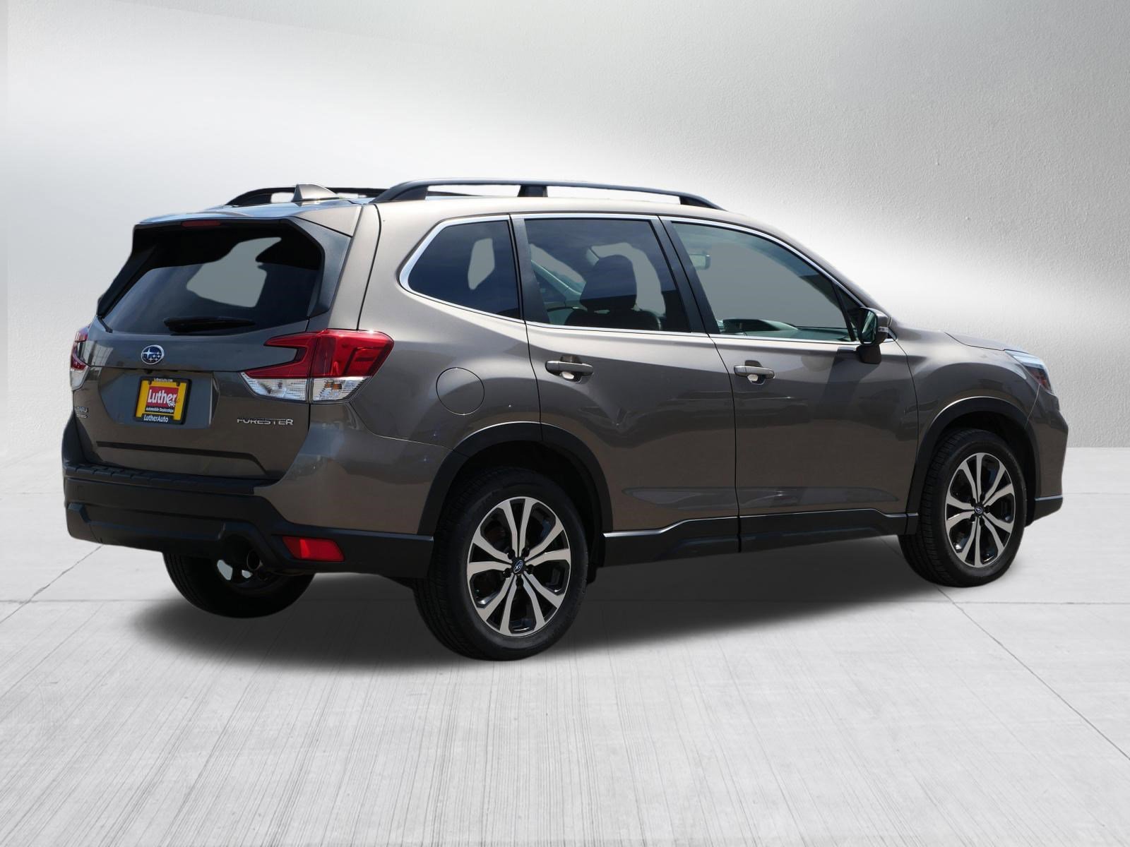 Used 2019 Subaru Forester Limited w/ Popular Package #3 AWD/4WD image 7