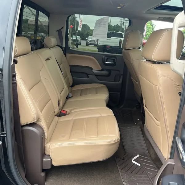 Used 2017 GMC Sierra 1500 Denali w/ Denali Ultimate Package AWD/4WD image 25