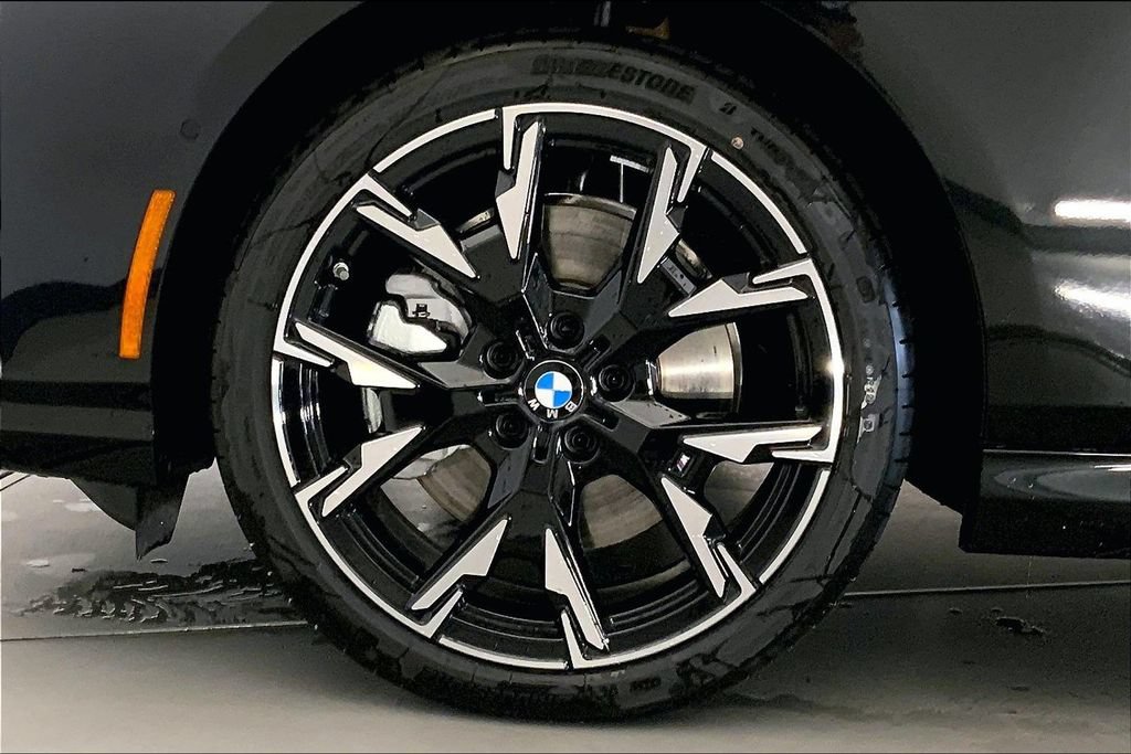 New 2026 BMW 228i xDrive w/ Technology Package AWD/4WD image 9