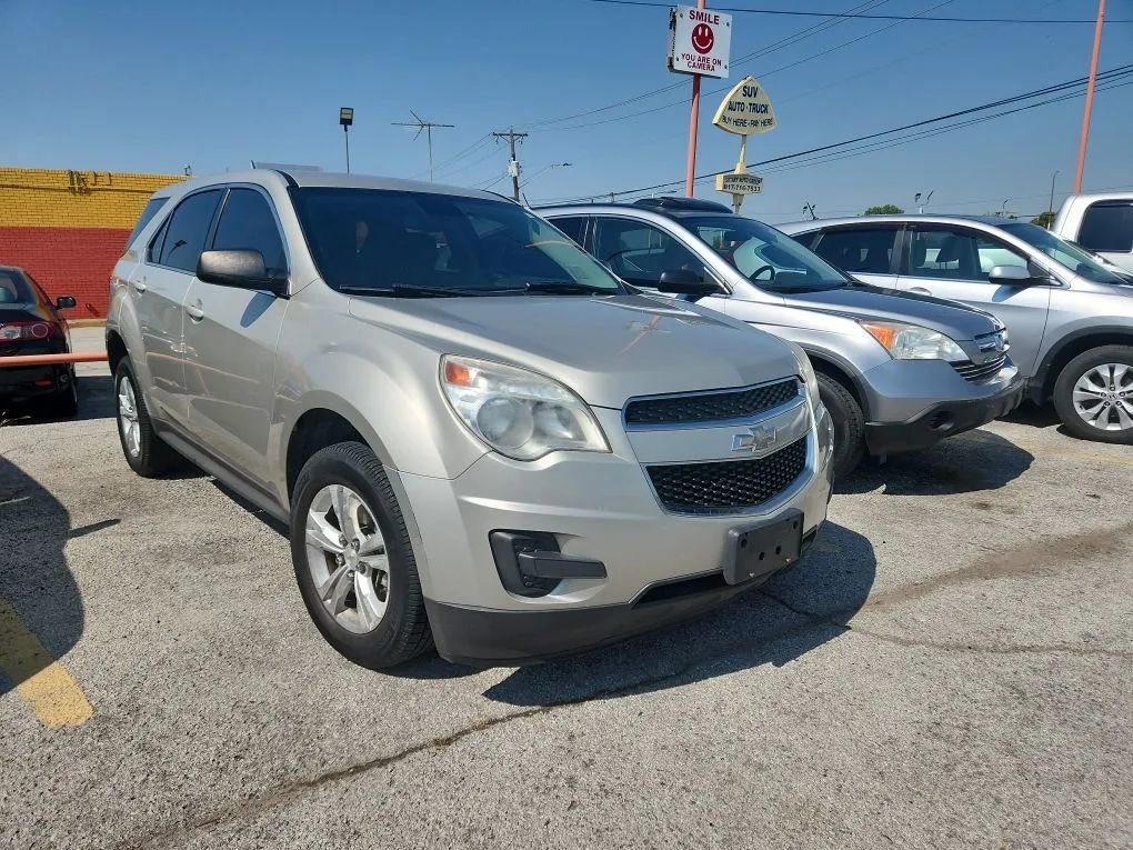 Used 2015 Chevrolet Equinox LS image 3