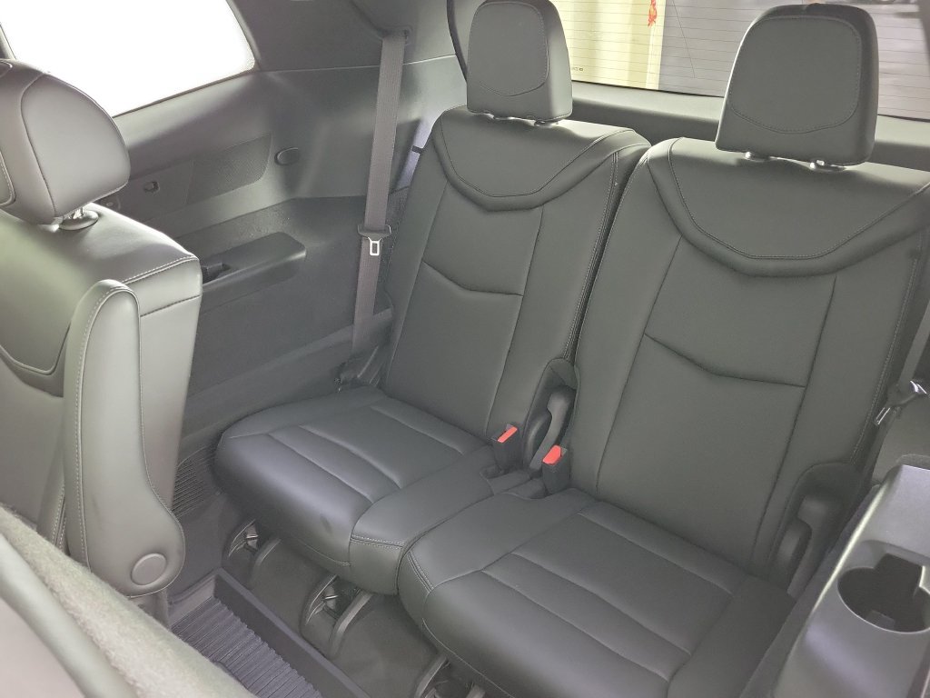 Certified 2023 Cadillac XT6 Premium Luxury w/ Technology Package FWD image 12