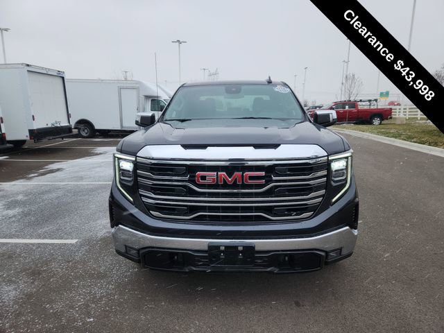 Used 2025 GMC Sierra 1500 SLT image 3