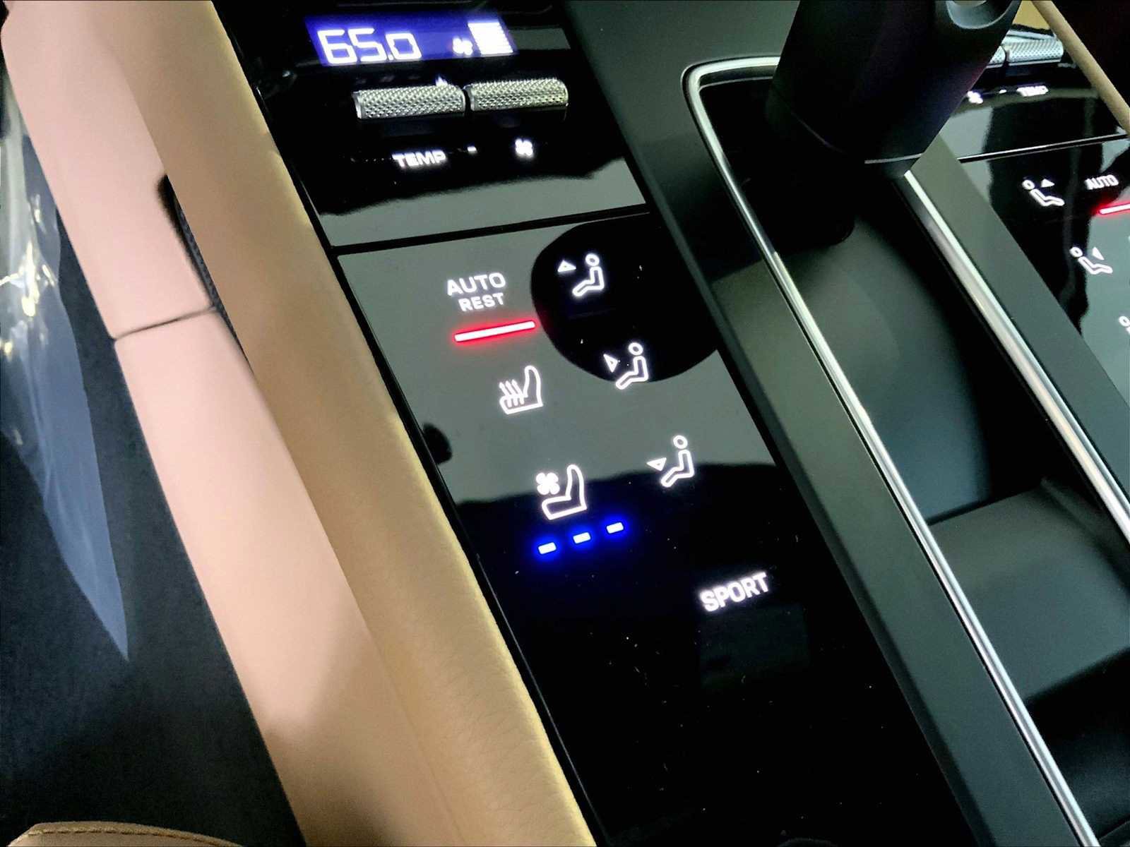 New 2025 Porsche Macan image 25