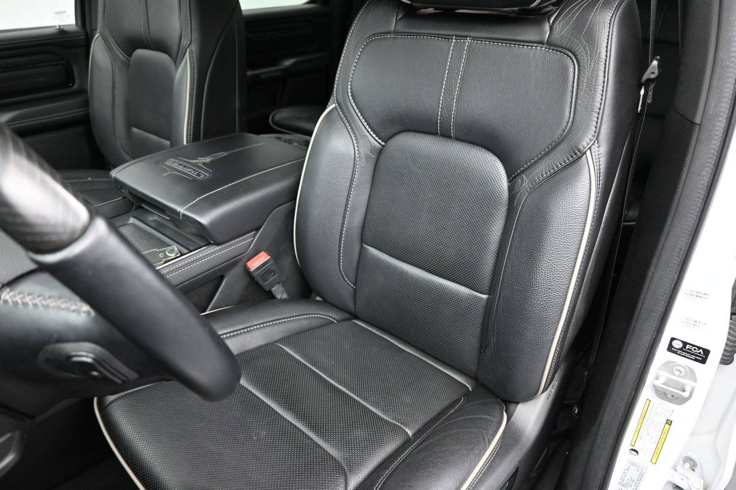 Used 2022 RAM 1500 Limited w/ Body Color Bumper Group AWD/4WD image 21
