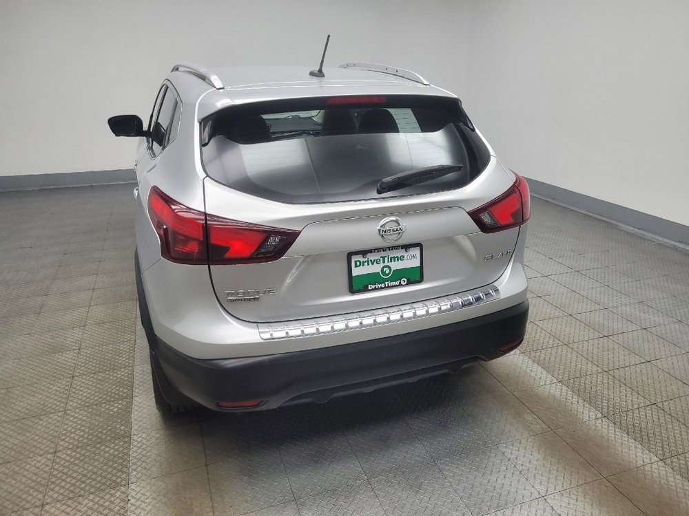 Used 2017 Nissan Rogue Sport SL AWD/4WD image 6