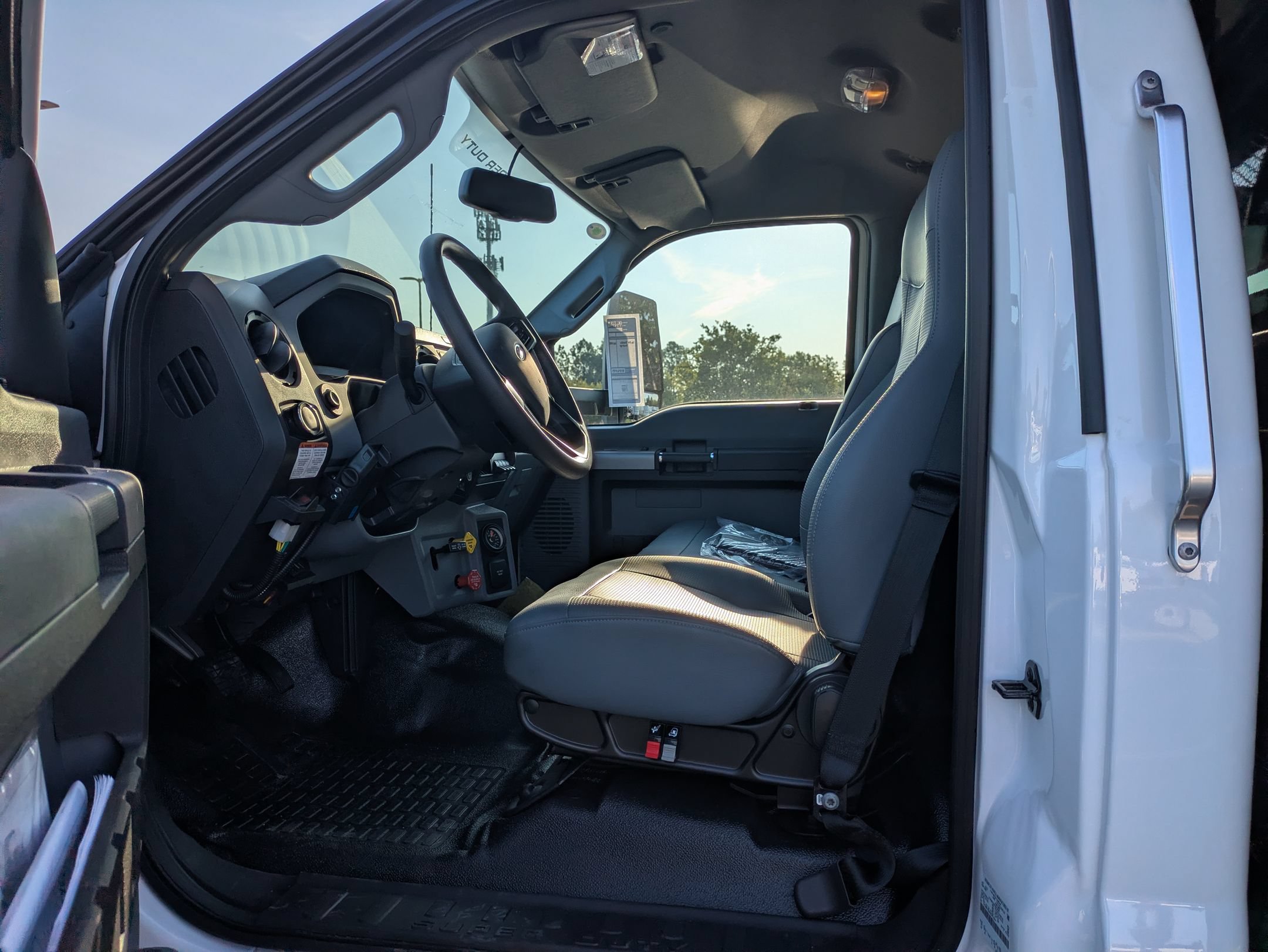 New 2027 Ford F750 2WD Regular Cab Super Duty image 13
