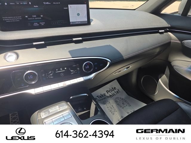 Used 2022 Genesis GV70 3.5T Sport AWD/4WD image 41