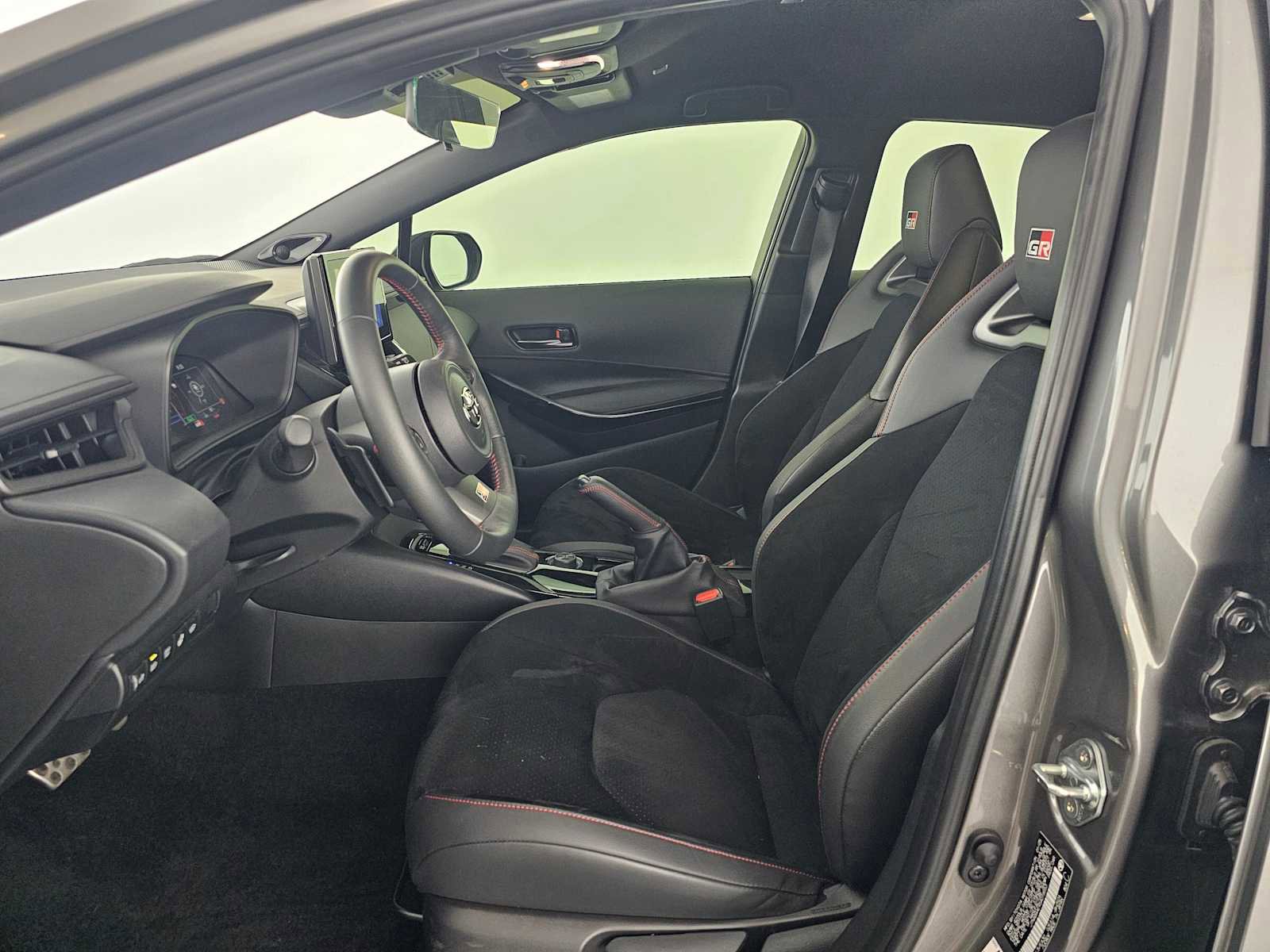 Used 2025 Toyota Corolla Premium Plus image 20