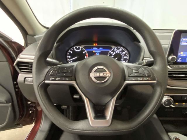 Used 2024 Nissan Altima 2.5 SV image 20