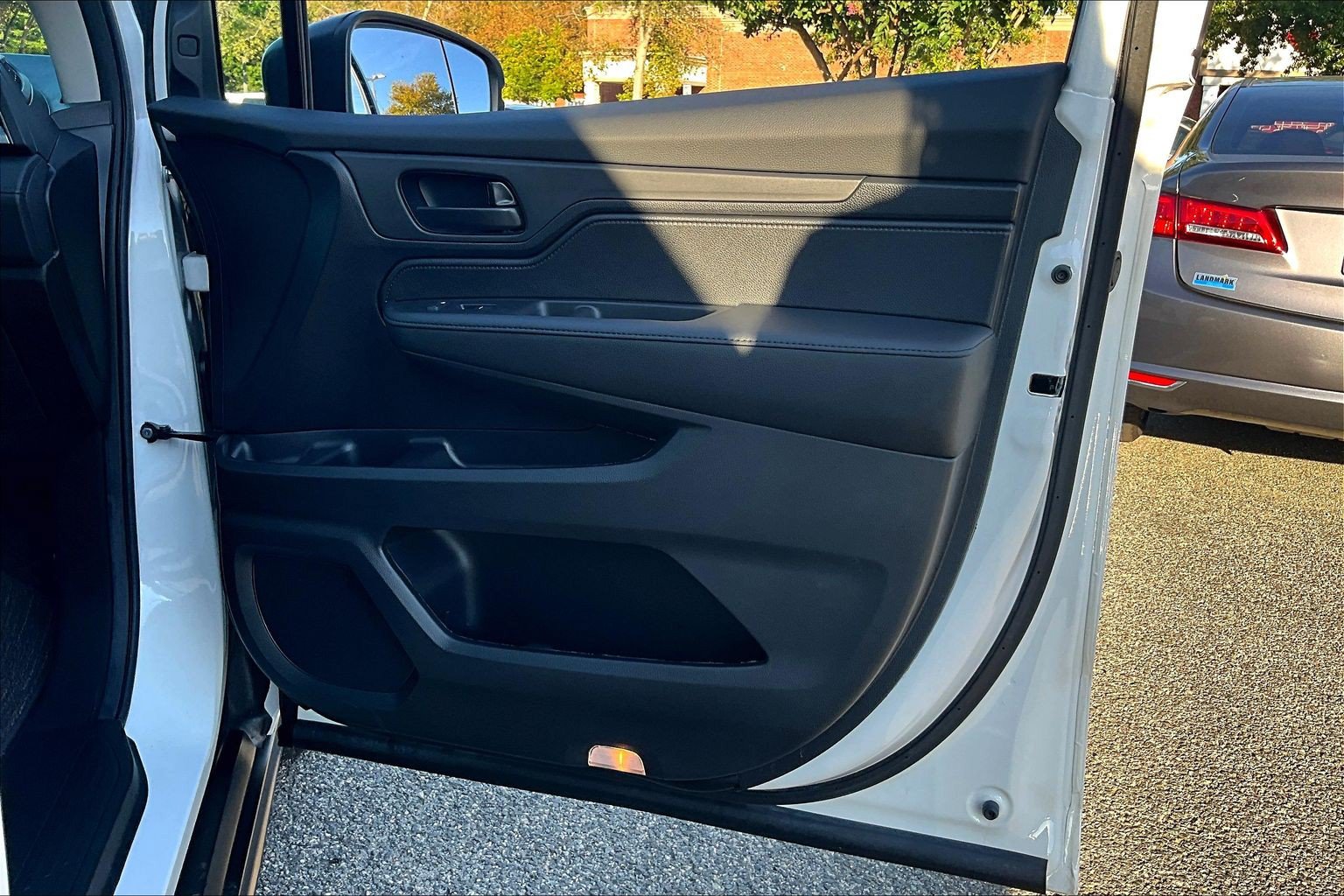 Certified 2025 Honda Odyssey EX-L image 18