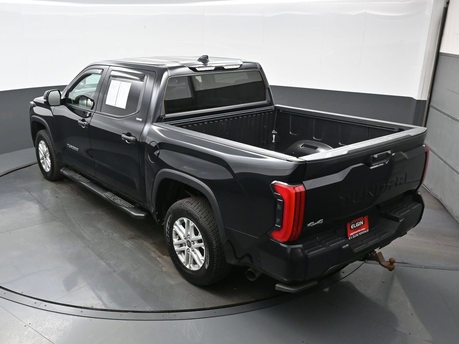 Used 2023 Toyota Tundra SR5 w/ SR5 Convenience Package AWD/4WD image 36