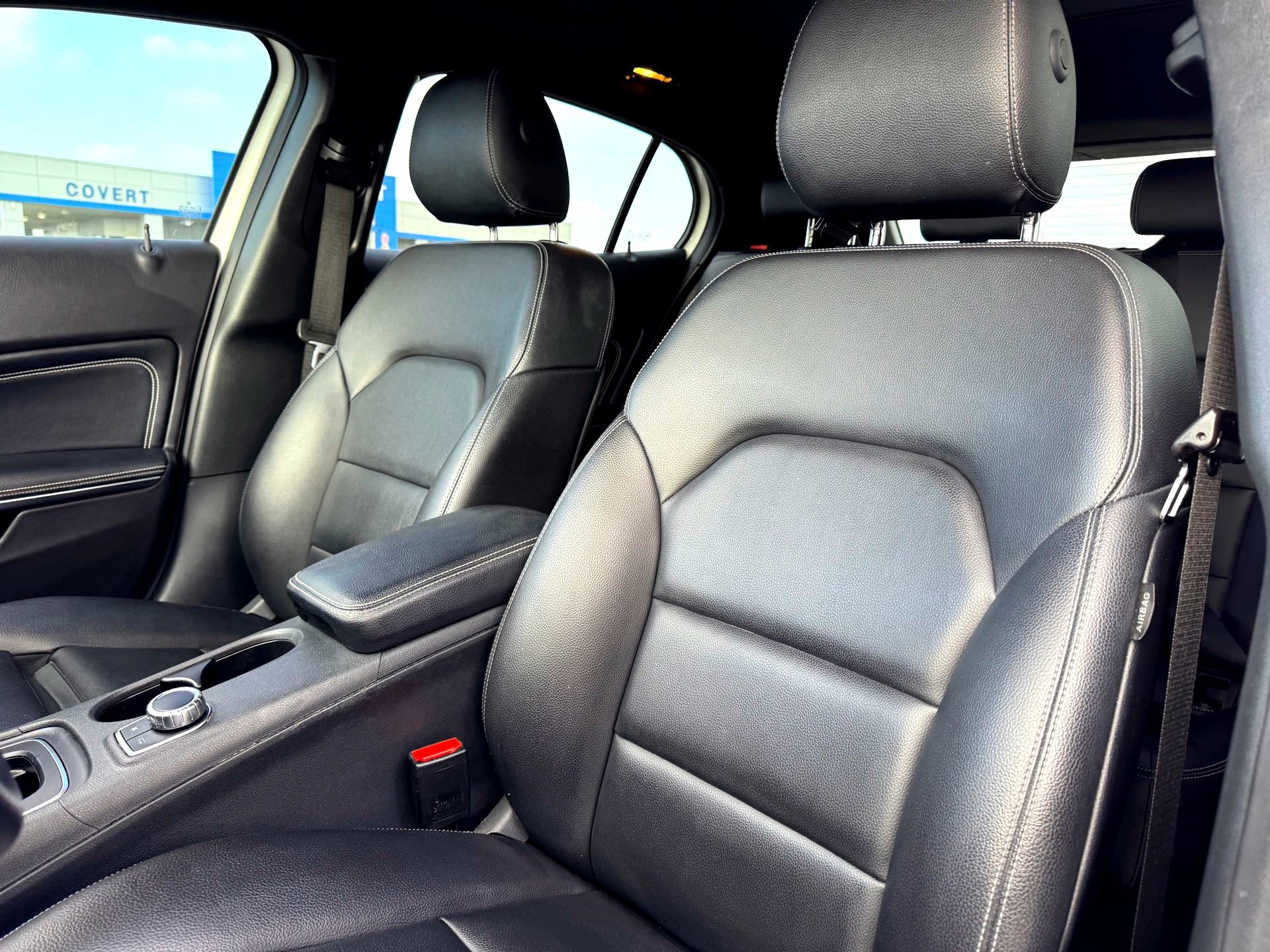 Used 2019 Mercedes-Benz GLA 250 4MATIC image 13